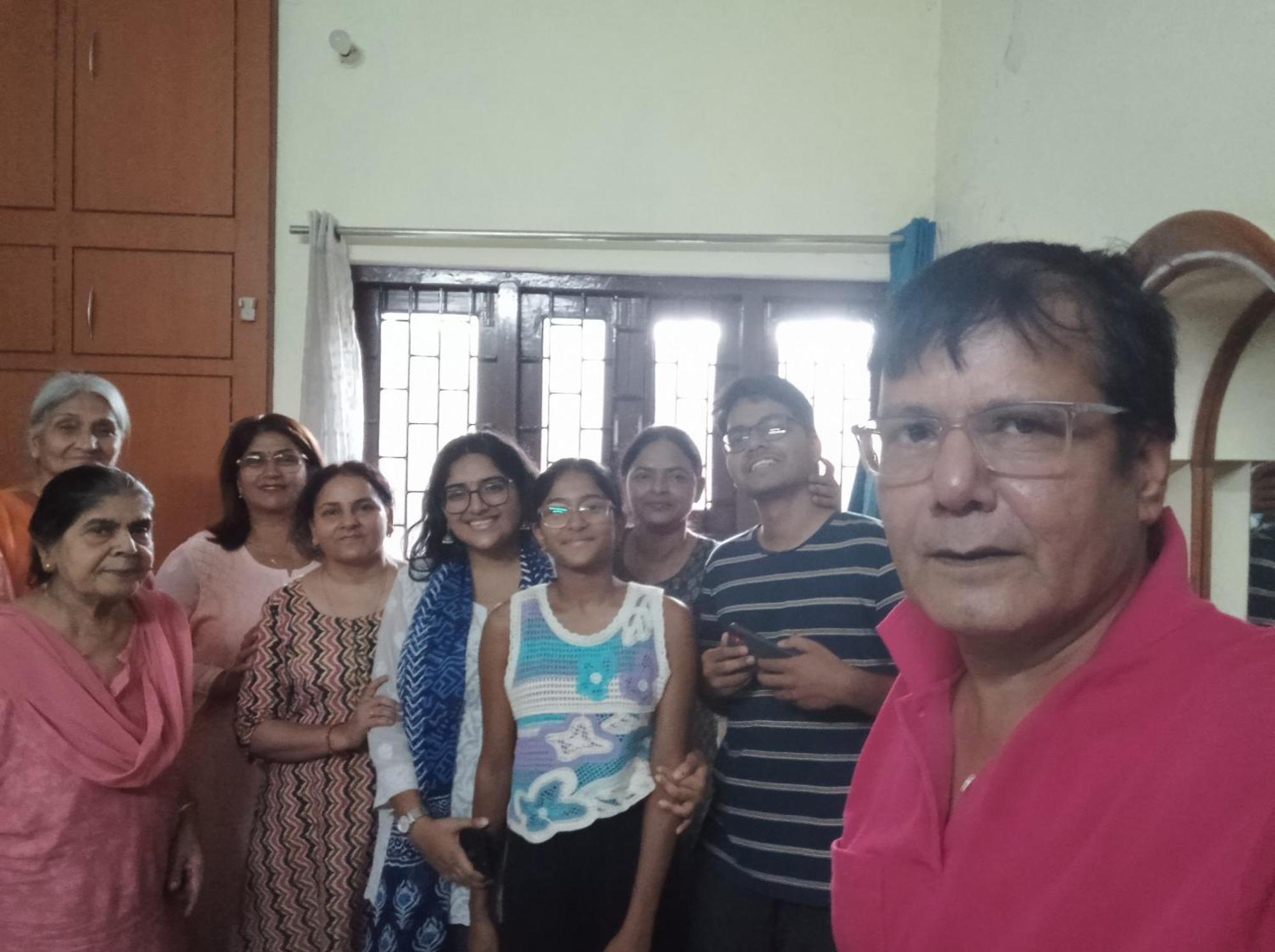 Shanti Niketan Hostel And Homestay Varanasi Ngoại thất bức ảnh